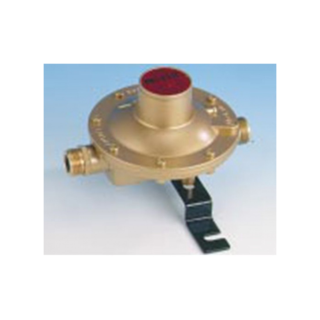 Adjustable regulator Butane Propane 111 Mbars C06-N0426B53 Clesse industries¨ Gas Accessories